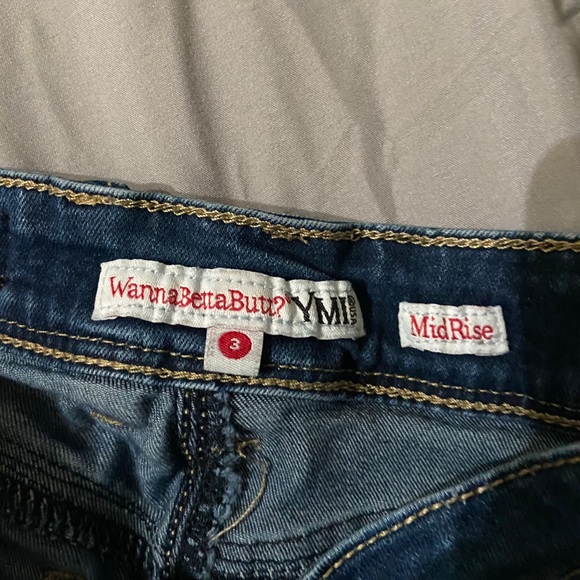 Ripped jeans - Picture 3 of 3